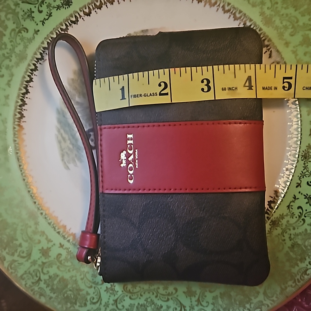 NWT Coach Corner Zip Wristlet IM/Brown 1941 Red - Picture 14 of 15